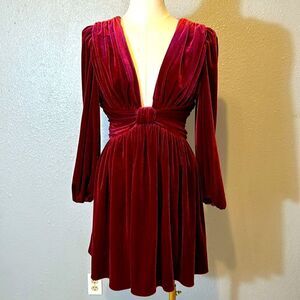 NEW Gianni Bini women’s Mariah velvet 3/4 sleeve burgundy mini dress size 4